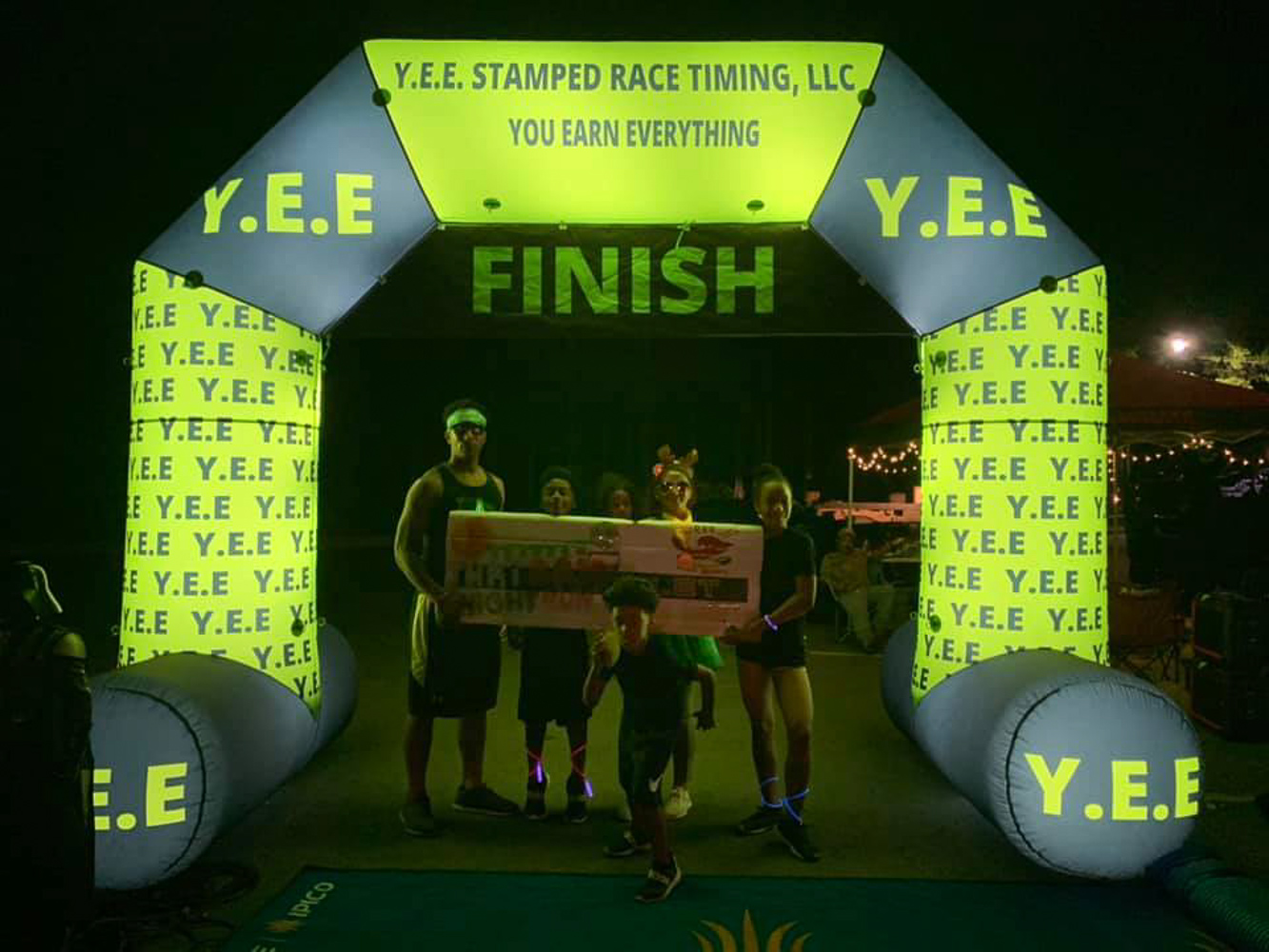 Y.E.E Stamped Race Timing 15′ Archway including LED and stabilizers (3) - Promo Bears USA