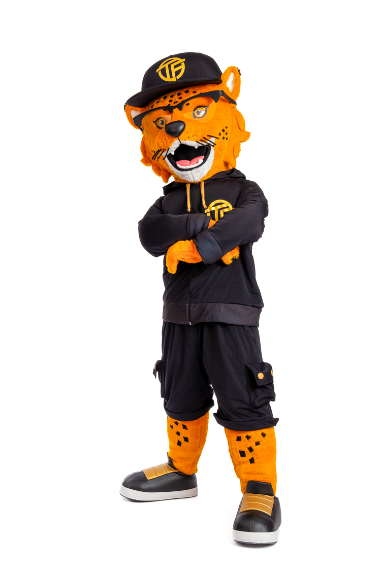 ACC221636 Stayfocused Leopard_Outfit1_Pose1 - Promo Bears USA