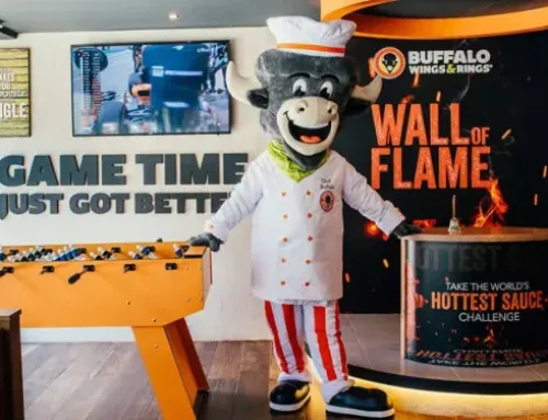 Buffalo Wings & Rings – Chef Buffalo Mascot